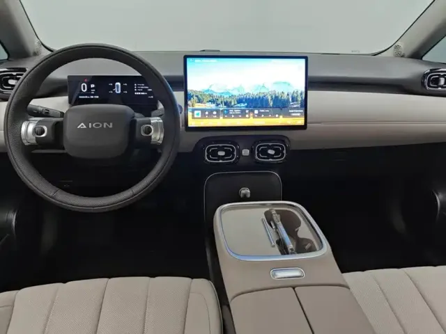 GAC Aion UT — Фото автомобиля 12
