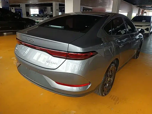 BYD Qin PLUS — Фото автомобиля 6
