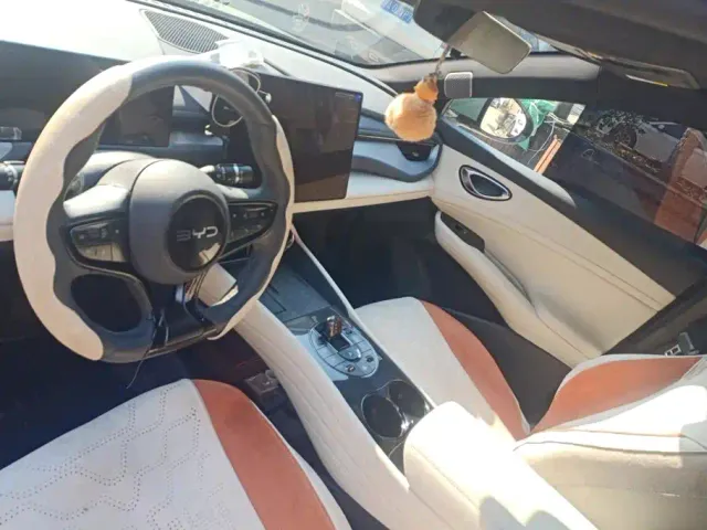 BYD Seal 06 GT — Фото автомобиля 12
