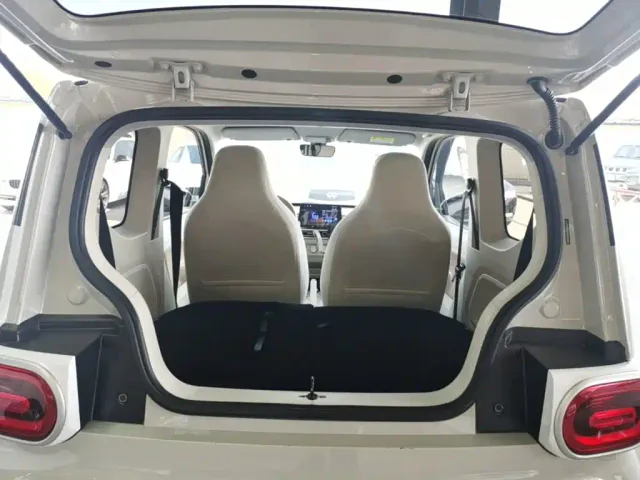 Wuling Hongguang Mini EV — Фото автомобиля 18