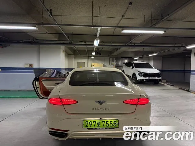 Bentley Continental — Фото автомобиля 5