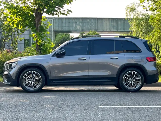 Mercedes-Benz GLB AMG — Фото автомобиля 5