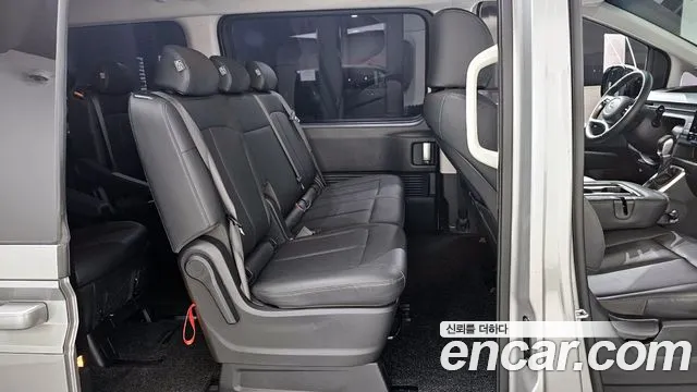 Hyundai Staria Staria L3.5 Tourer 11 мест — Фото автомобиля 11