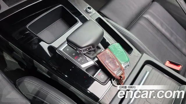Audi Q5 FY — Фото автомобиля 9