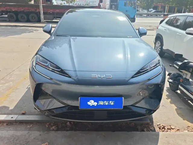 BYD Sealion 07 EV — Фото автомобиля 2