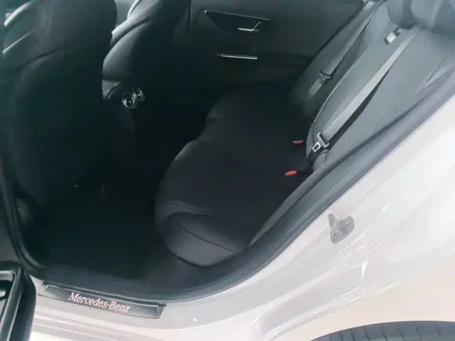 Mercedes-Benz C-Class — Фото автомобиля 16
