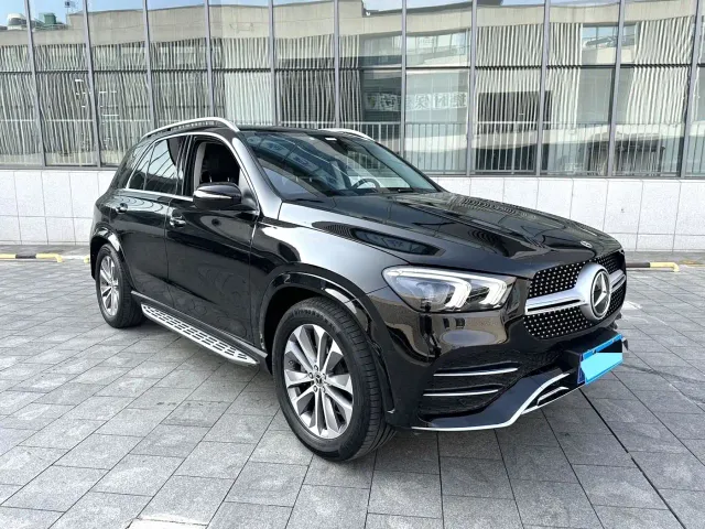 Mercedes-Benz GLE-Class — Фото автомобиля 3