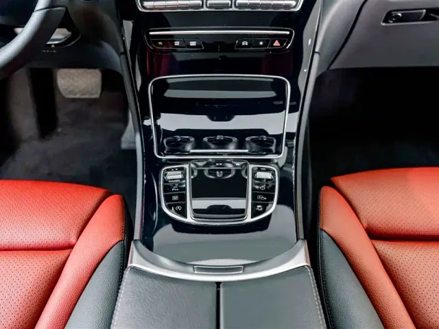 Mercedes-Benz GLC-Class — Фото автомобиля 12