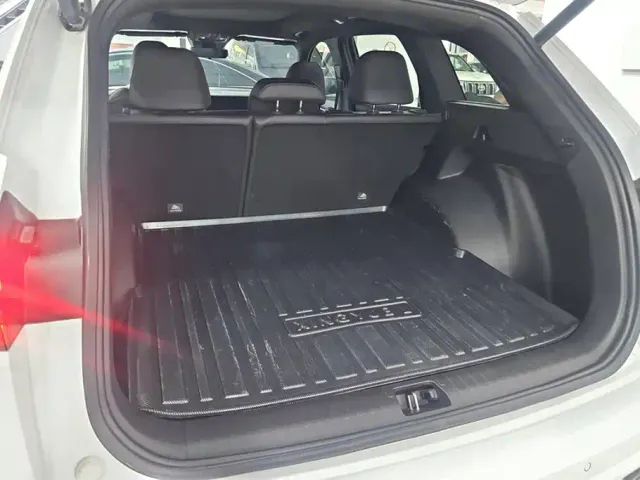 Geely Xingyue L — Фото автомобиля 4