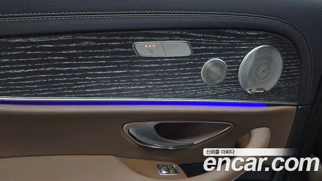 Mercedes-Benz E-Class W213 — Фото автомобиля 18
