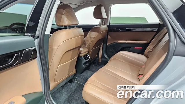 Hyundai Grandeur GN7 — Фото автомобиля 18