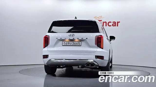 Hyundai Palisade Palisade Дизель 2.2 2WD — Фото автомобиля 4