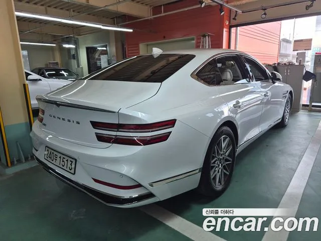 Genesis G80 Бензин 2.5 турбо 2WD — Фото автомобиля 4