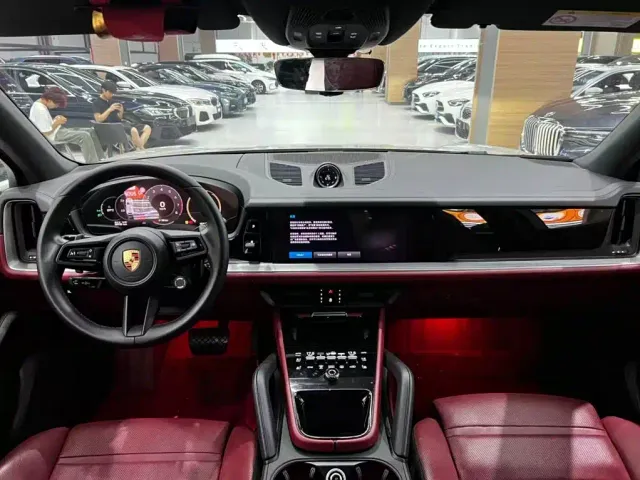 Porsche Cayenne 2024 Cayenne 3.0T — Фото автомобиля 10