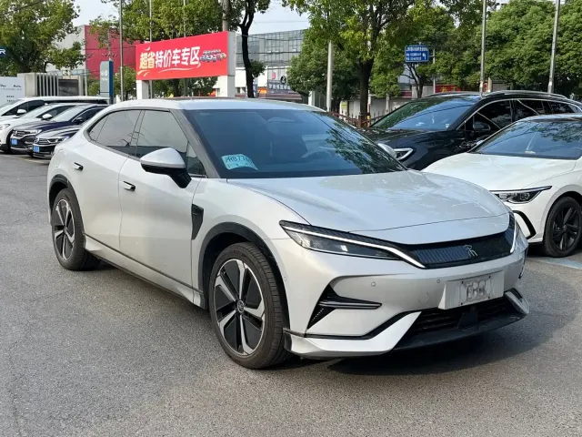 BYD Song L EV — Фото автомобиля 3