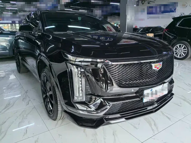 Cadillac XT5 — Фото автомобиля 3