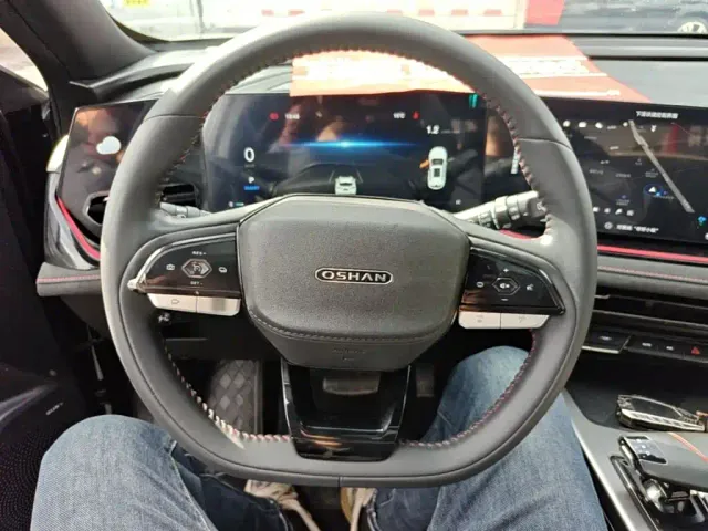 Changan X5 Plus — Фото автомобиля 10