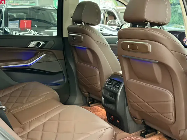 BMW X5 — Фото автомобиля 16