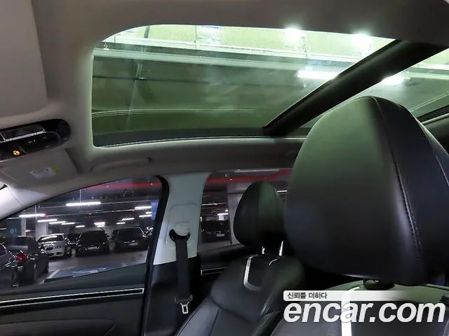 Hyundai Tucson Tucson (NX4) Бензин 1.6 турбо 2WD — Фото автомобиля 16