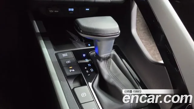 Hyundai AVANTE Inspiration — Фото автомобиля 2