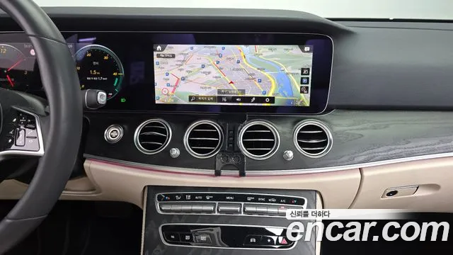 Mercedes-Benz E-Class W213 — Фото автомобиля 11