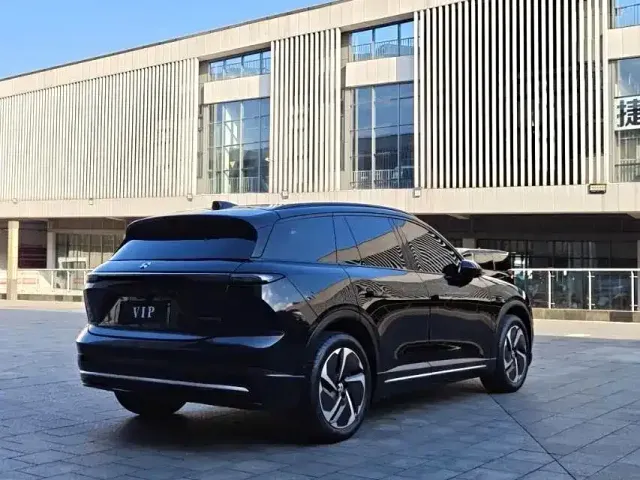 Nio ES6 — Фото автомобиля 7
