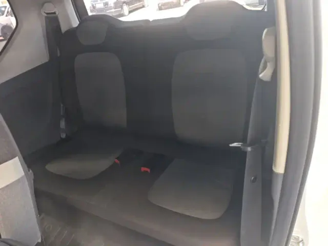 Wuling Hongguang Mini EV — Фото автомобиля 16