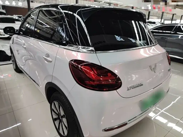 Wuling Bingo — Фото автомобиля 4