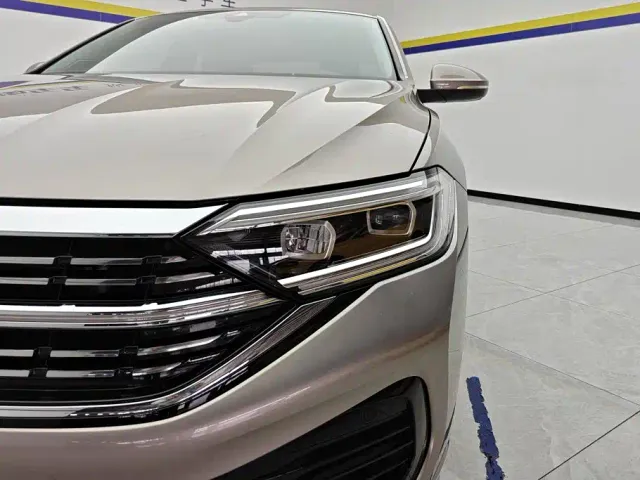 Volkswagen Sagitar — Фото автомобиля 5