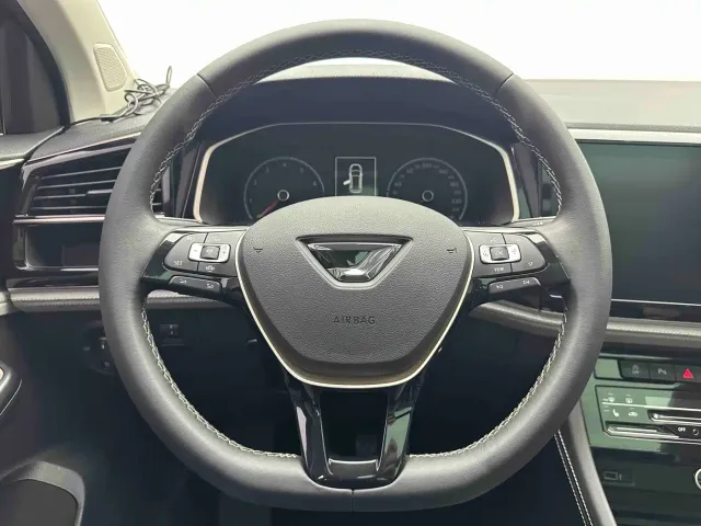 Jetta VS7 — Фото автомобиля 16