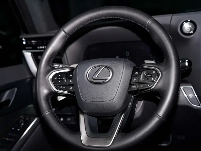 Lexus GX — Фото автомобиля 14