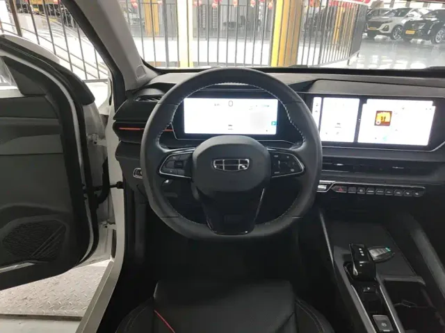 Geely Binrui — Фото автомобиля 10