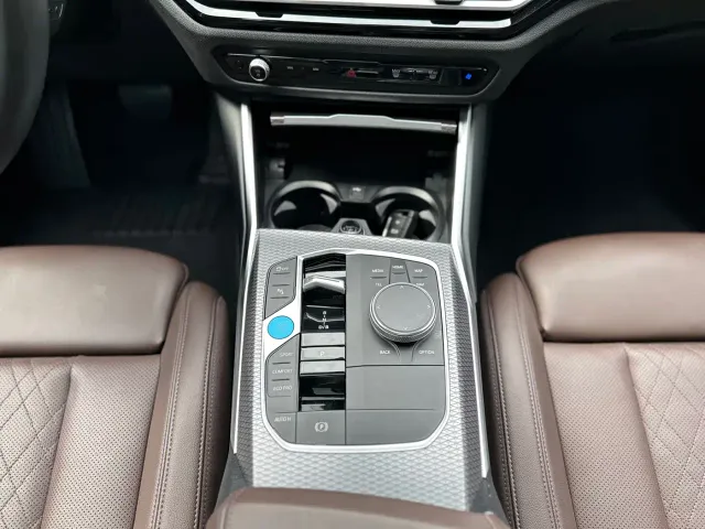 BMW i3 — Фото автомобиля 11