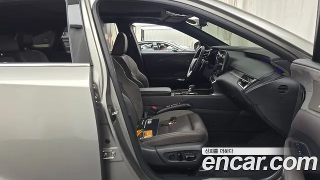 Lexus RX — Фото автомобиля 26