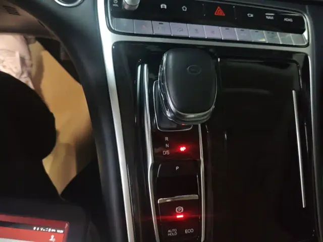 GAC Trumpchi M8 — Фото автомобиля 13