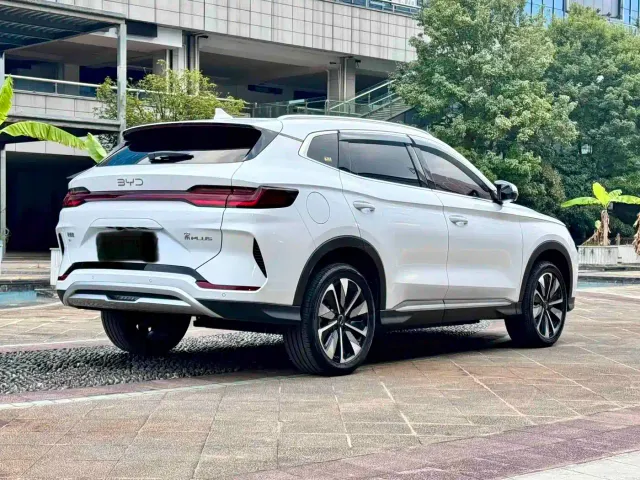 BYD Song PLUS — Фото автомобиля 14