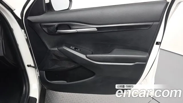 Kia Seltos — Фото автомобиля 13