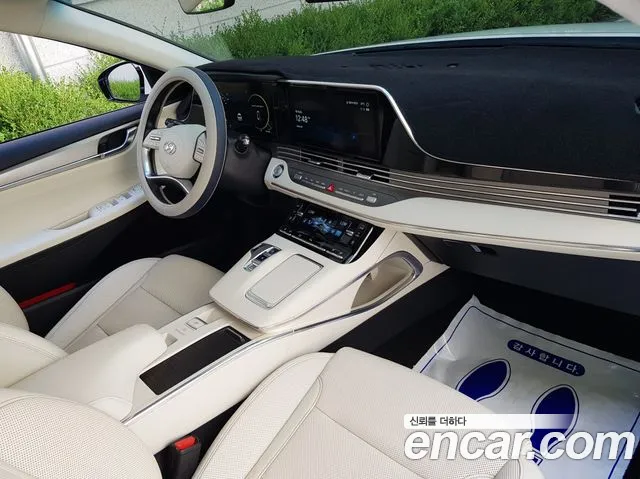 Фотография автомобиля — Hyundai Grandeur Grandeur (New)