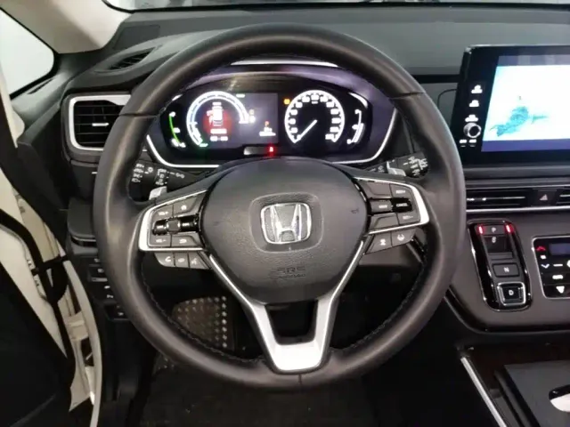 Honda Elysion — Фото автомобиля 10