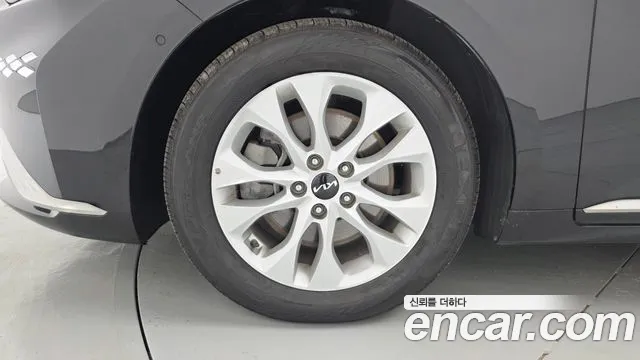 Kia K8 2.5 Бензин 2WD — Фото автомобиля 5