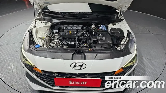 Hyundai Avante — Фото автомобиля 9