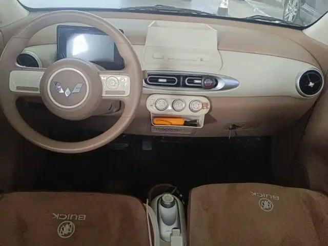 Wuling Hongguang Mini EV — Фото автомобиля 12