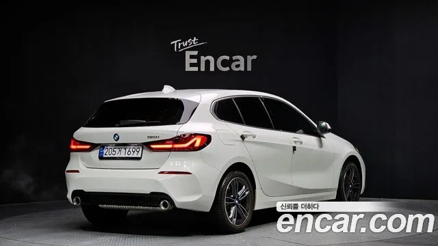 BMW 1-Series — Фото автомобиля 2
