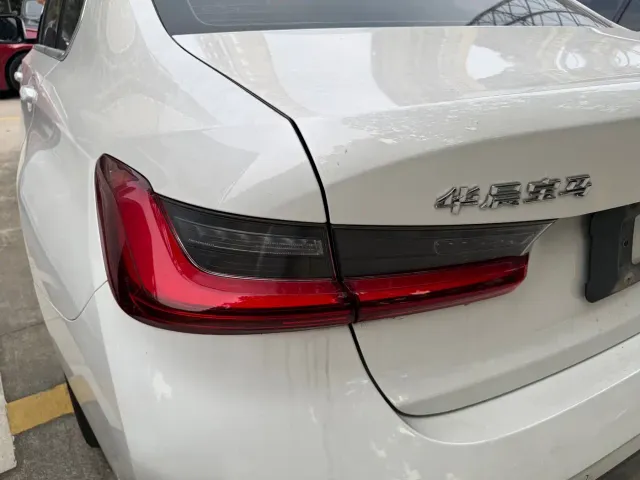 BMW 3 Series — Фото автомобиля 18