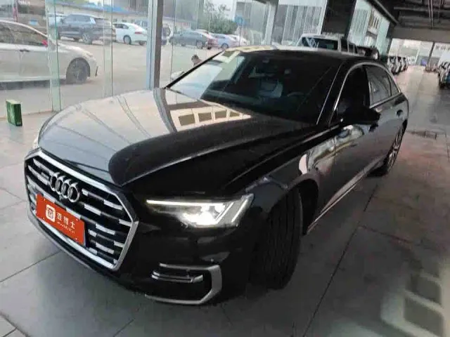 Фотография автомобиля — Audi A6L