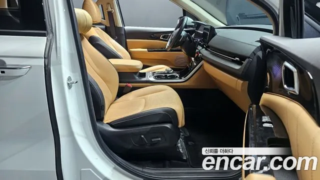 Kia Canival Carnival 4 поколение Дизель 7 мест Signature — Фото автомобиля 11