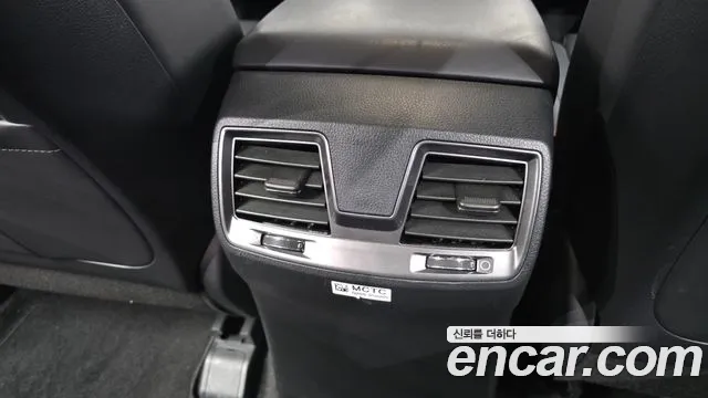KG_Mobility_Ssangyong Rexton Новый Rexton Sport Khan Дизель 2.2 4WD — Фото автомобиля 28