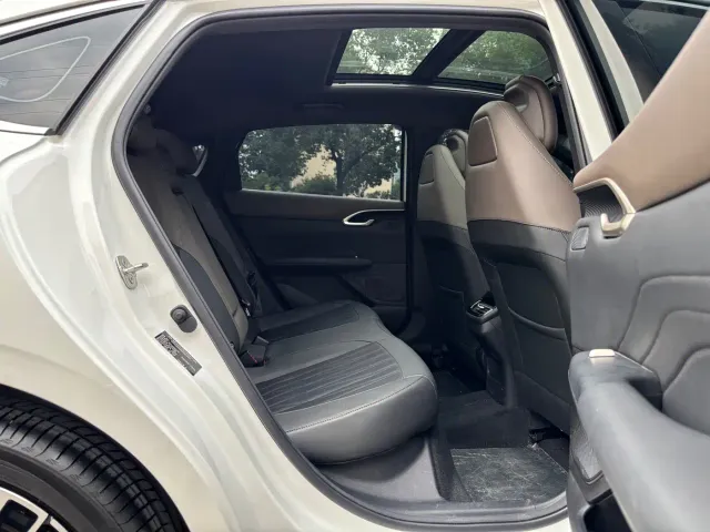 Changan Eado — Фото автомобиля 13