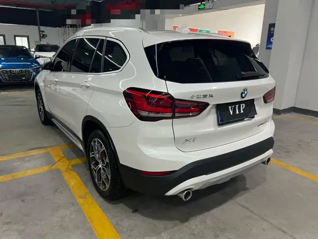 BMW X1 — Фото автомобиля 6
