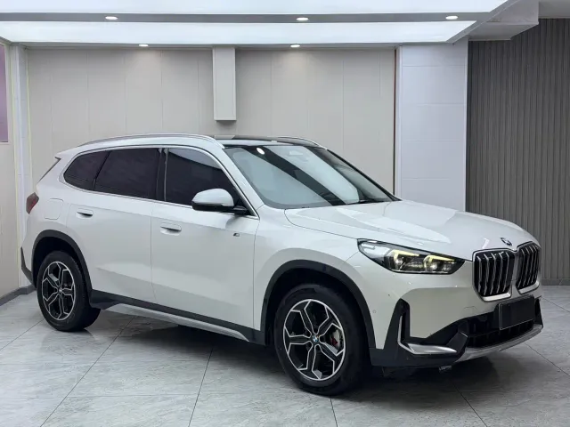 BMW X1 — Фото автомобиля 3